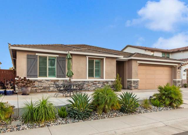 Property at 3040 Flamenco Way, Roseville, CA 95747, 4 beds, 2.5 baths
