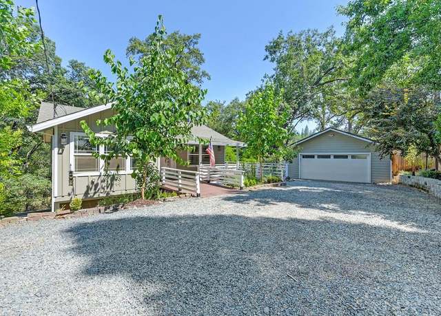 Property at 1970 Meadow Oak Ln, Meadow Vista, CA 95722, 3 beds, 3 baths