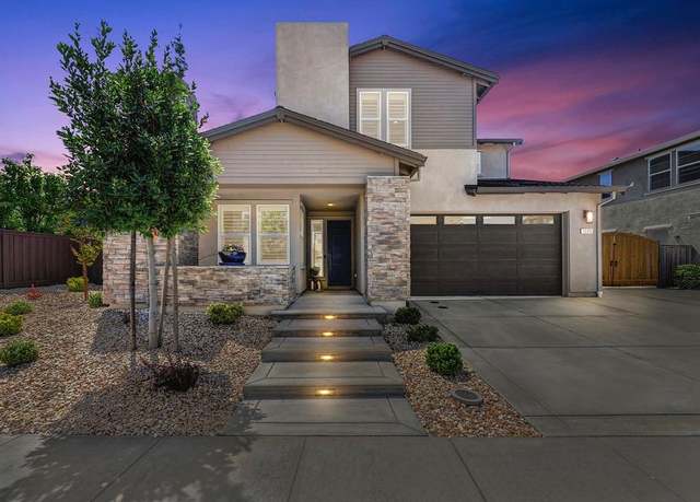 Property at 1009 Fence Post Way, Roseville, CA 95747, 4 beds, 4.5 baths