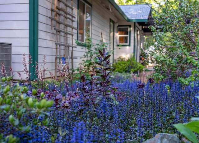 Property at 13122 Bradford Ave, Grass Valley, CA 95945, 3 beds, 2 baths
