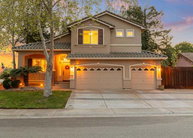 Property at 982 Whitford Ct, Galt, CA 95632, 4 beds, 3 baths
