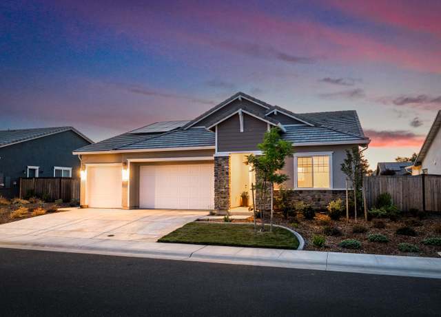 Property at 880 Lodge Way, Lincoln, CA 95648, 2 beds, 2.5 baths
