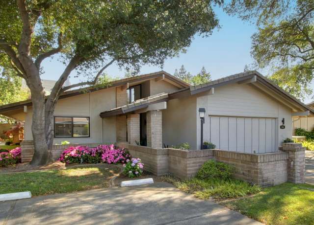 Property at 2812 Calle Vista Way, Sacramento, CA 95821, 2 beds, 2 baths