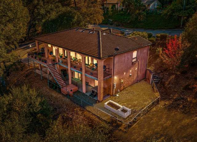 Property at 125 Raylan Dr, Sutter Creek, CA 95685, 3 beds, 2.5 baths