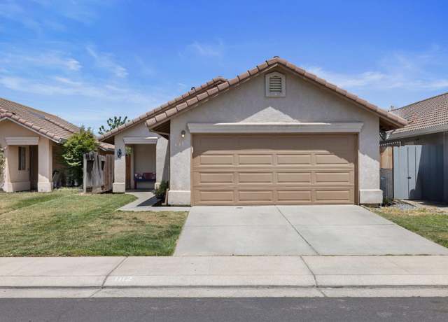 Property at 1112 La Mesa St, Escalon, CA 95320, 3 beds, 2 baths