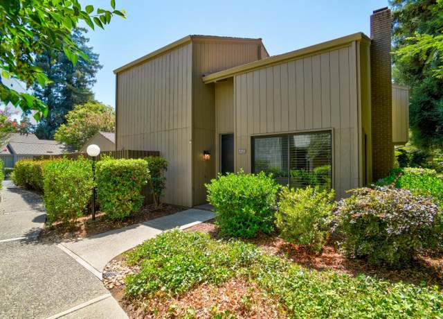 Property at 2251 Swarthmore Dr, Sacramento, CA 95825, 2 beds, 2.5 baths