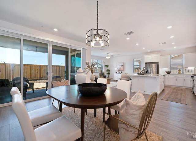 Property at 272 Cask Dr, Vacaville, CA 95687, 4 beds, 3.5 baths