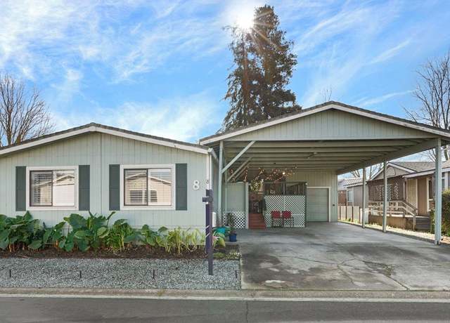 Property at 8 River Bend Dr, Lodi, CA 95242, 2 beds, 2 baths
