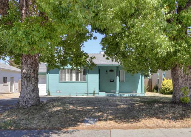 Property at 5725 44th St, Sacramento, CA 95824, 3 beds, 1.5 baths
