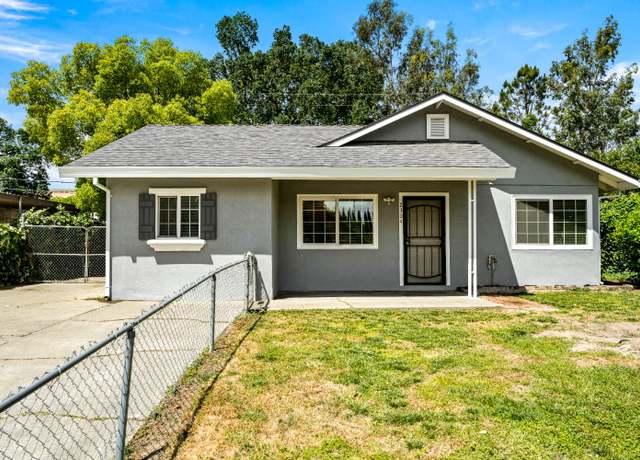 Property at 2304 W Manchester St, West Sacramento, CA 95691, 3 beds, 1 bath