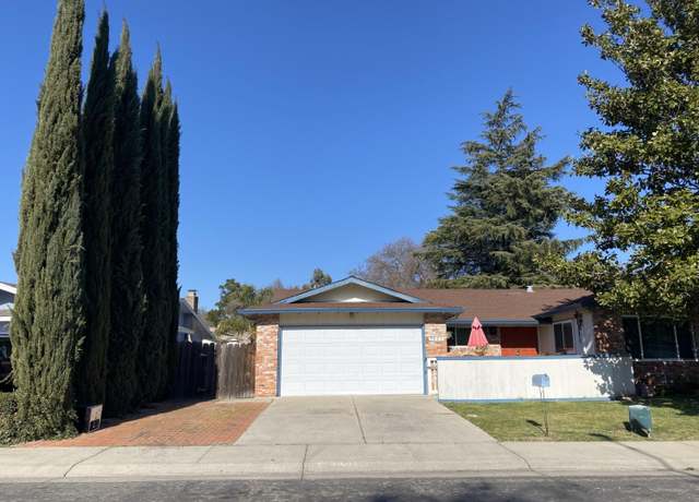 Property at 3025 Monticello Dr, Stockton, CA 95209, 5 beds, 2 baths