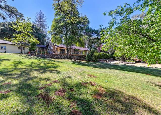 Property at 2219 Sunny Oak Dr, Auburn, CA 95602, 3 beds, 2 baths