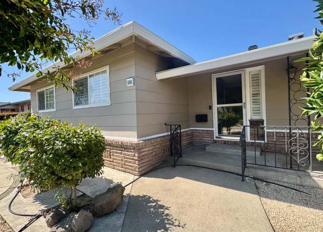 Property at 1249 El Encanto Way, Sacramento, CA 95831, 3 beds, 2 baths