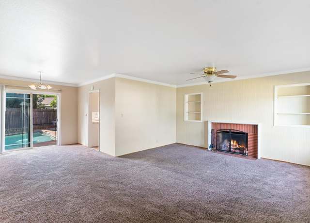 Property at 4810 Forest Pkwy, Sacramento, CA 95823, 3 beds, 2 baths