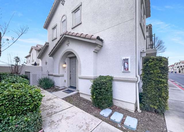 Property at 3301 N Park Dr #712, Sacramento, CA 95835, 2 beds, 2 baths