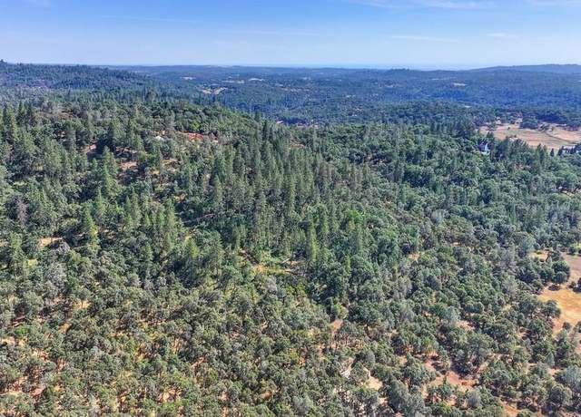 Property at 24316 Timber Ridge Dr, Auburn, CA 95602