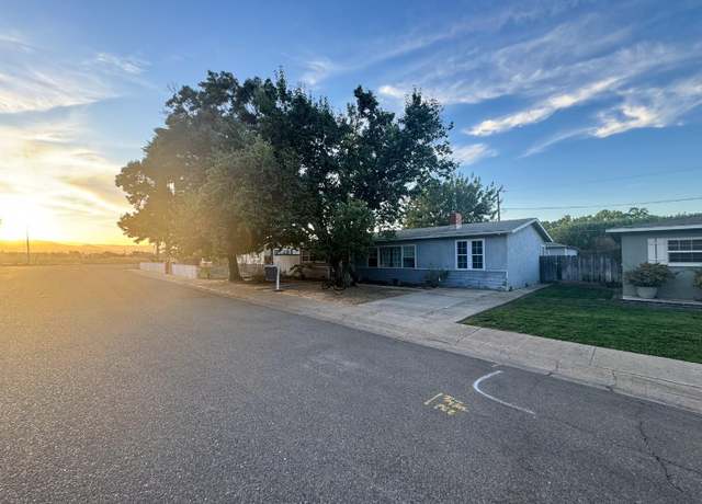 Property at 855 Toyon Ln, Patterson, CA 95363, 4 beds, 2 baths
