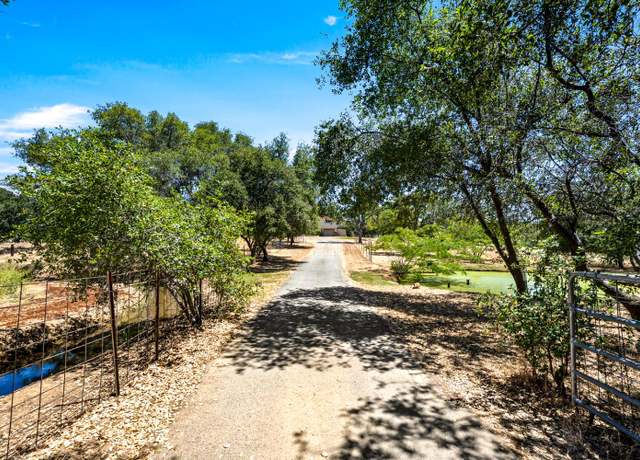 Property at 8060 Lakeview Ln, Lincoln, CA 95648, 3 beds, 2.5 baths