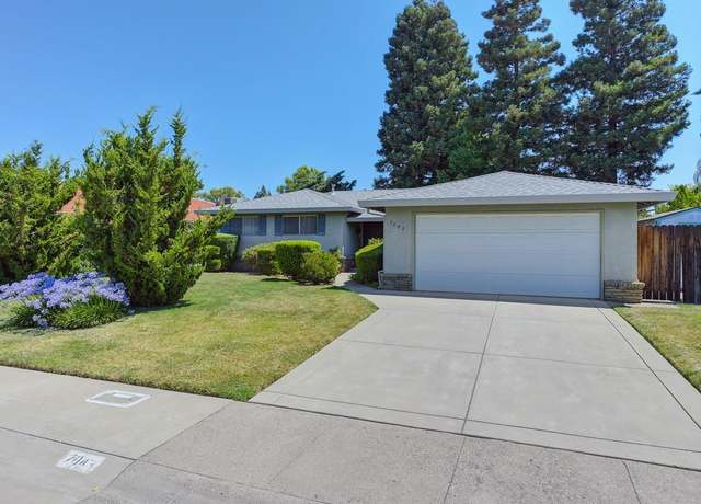 Property at 7043 Catlen Way, Sacramento, CA 95831, 4 beds, 2.5 baths