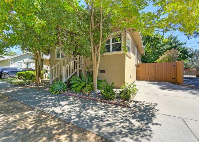 Property at 2825 38th St, Sacramento, CA 95817, 2 beds, 1 bath