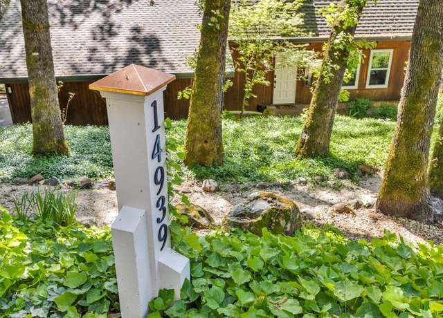 Property at 14939 Stinson Dr, Grass Valley, CA 95949, 3 beds, 2.5 baths