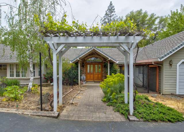 Property at 6909 Flat Creek Rd, Somerset, CA 95684, 3 beds, 2.5 baths