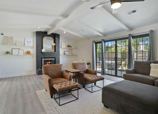 Property at 733 Prairie Ct, Galt, CA 95632, 4 beds, 2 baths