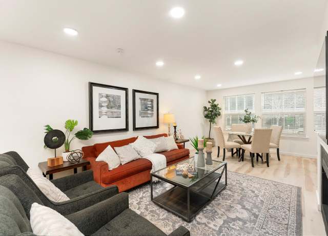 Property at 1820 K St Unit L1, Sacramento, CA 95811, 2 beds, 2 baths
