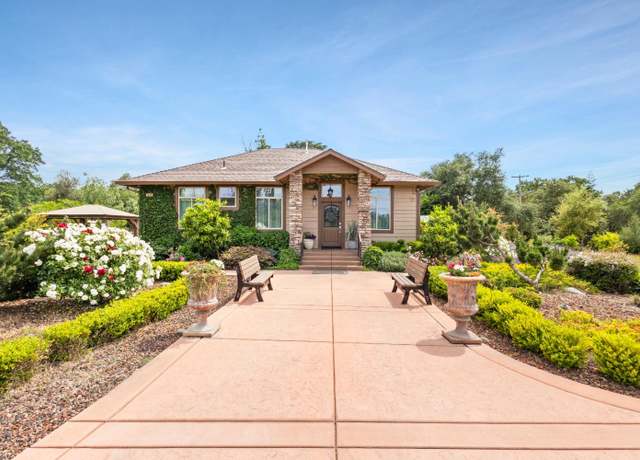 Property at 7964 Twin Oaks Ave, Citrus Heights, CA 95610, 3 beds, 2.5 baths