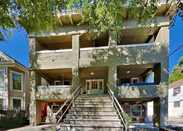 Property at 2218 10th St, Sacramento, CA 95818, 9 beds, 1 bath