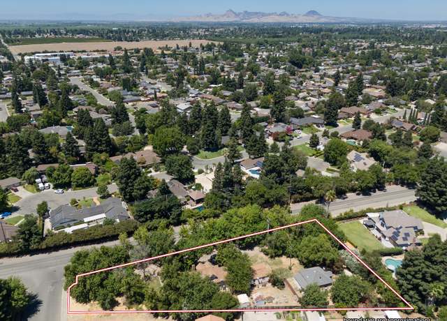 Property at 1710 Railroad Ave, Yuba City, CA 95991, 6 beds, 4 baths