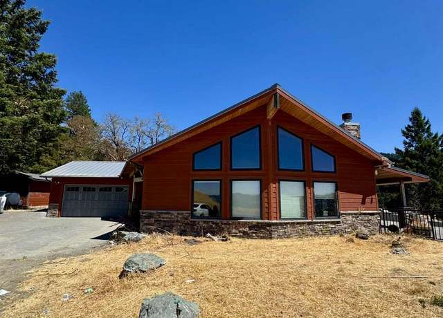Property at 2174 Alderpoint Rd, Garberville, CA 95542, 3 beds, 2 baths