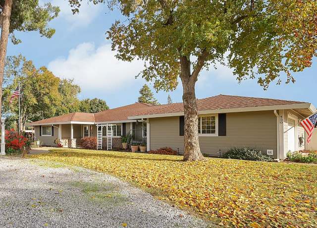 Property at 450 Harding Rd, Yuba City, CA 95993, 4 beds, 2.5 baths