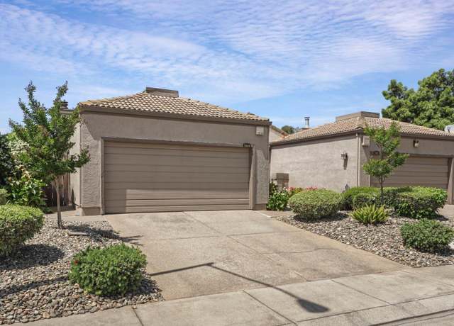 Property at 1105 Awani Dr, Lodi, CA 95240, 2 beds, 2 baths