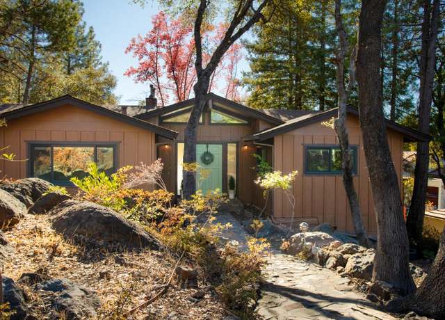 Property at 17763 Jayhawk Dr, Penn Valley, CA 95946, 3 beds, 2 baths