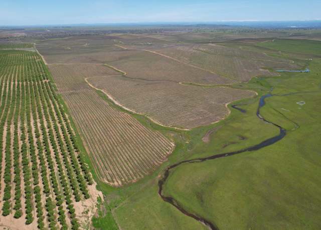 Property at 17559 E Liberty Rd, Clements, CA 95227