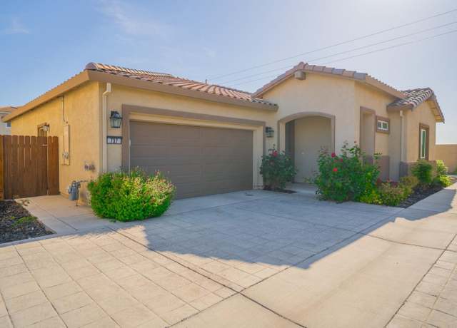 Property at 737 Betten St, Los Banos, CA 93635, 2 beds, 2 baths