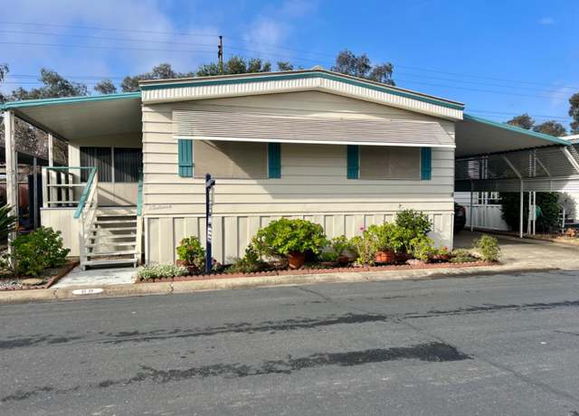 Property at 69 Camino Real Dr, Lodi, CA 95240, 2 beds, 2 baths
