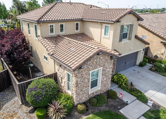 Property at 2896 Westport Cir, Oakdale, CA 95361, 4 beds, 3 baths