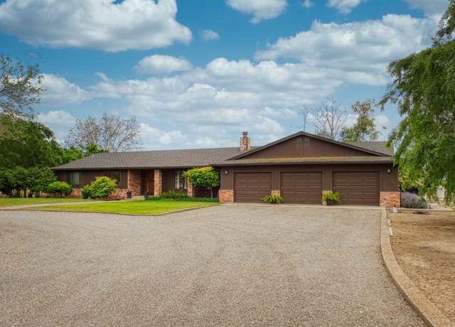Property at 654 Poppy Ave, Patterson, CA 95363, 3 beds, 2 baths