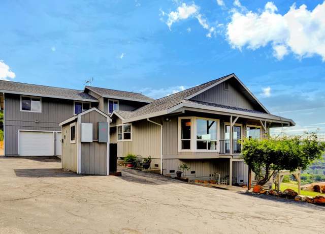 Property at 10757 Oak Hill Dr, Rough And Ready, CA 95975, 3 beds, 2.5 baths