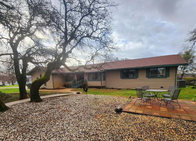 Property at 11320 Lorenson Rd, Auburn, CA 95602, 3 beds, 2 baths