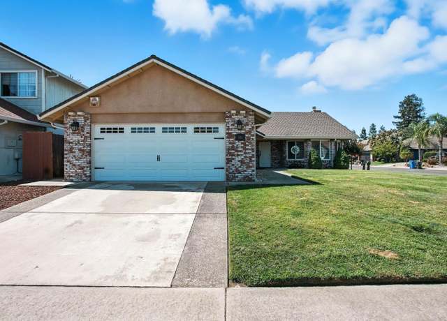 Property at 906 Ranch Rd, Galt, CA 95632, 3 beds, 2 baths