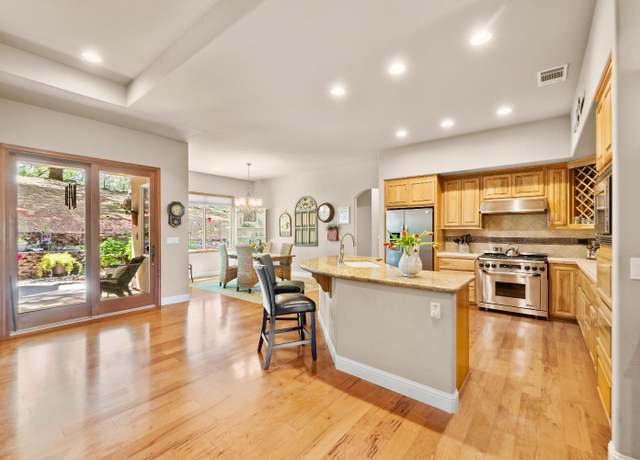 Property at 5010 Bella Vista Cir, Foresthill, CA 95631, 3 beds, 2.5 baths