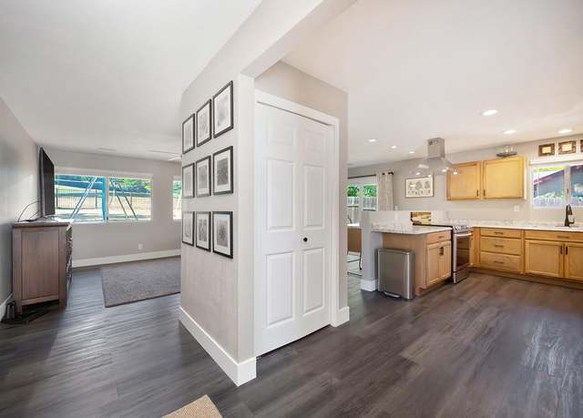 Property at 1679 American River Trl, Cool, CA 95614, 3 beds, 2 baths