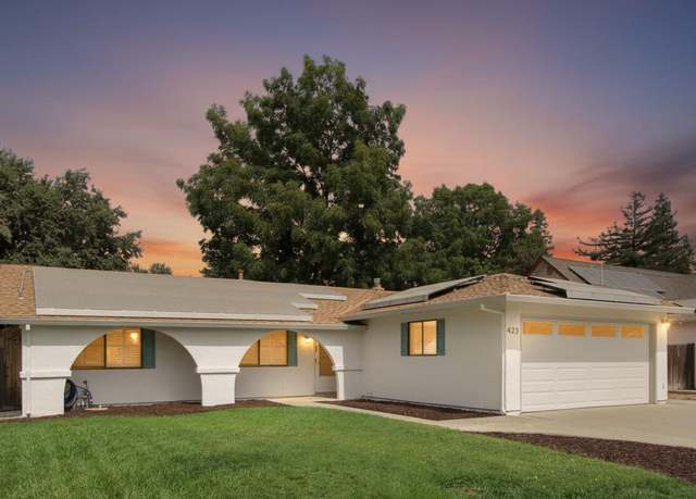 Property at 423 El Dorado Dr, Woodland, CA 95695, 4 beds, 2 baths