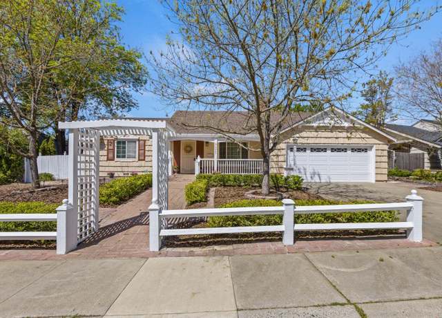 Property at 6325 Woodcreek Dr, Citrus Heights, CA 95621, 4 beds, 2 baths