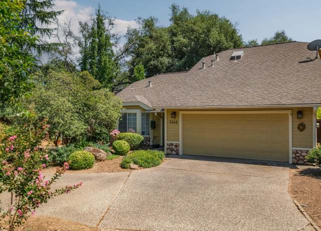 Property at 5148 Walnut Place Ln, Carmichael, CA 95608, 3 beds, 2 baths