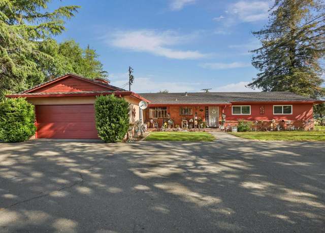 Property at 21603 N Ray Rd, Lodi, CA 95242, 3 beds, 3 baths