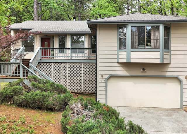 Property at 11244 Edward Dr, Grass Valley, CA 95949, 3 beds, 3 baths